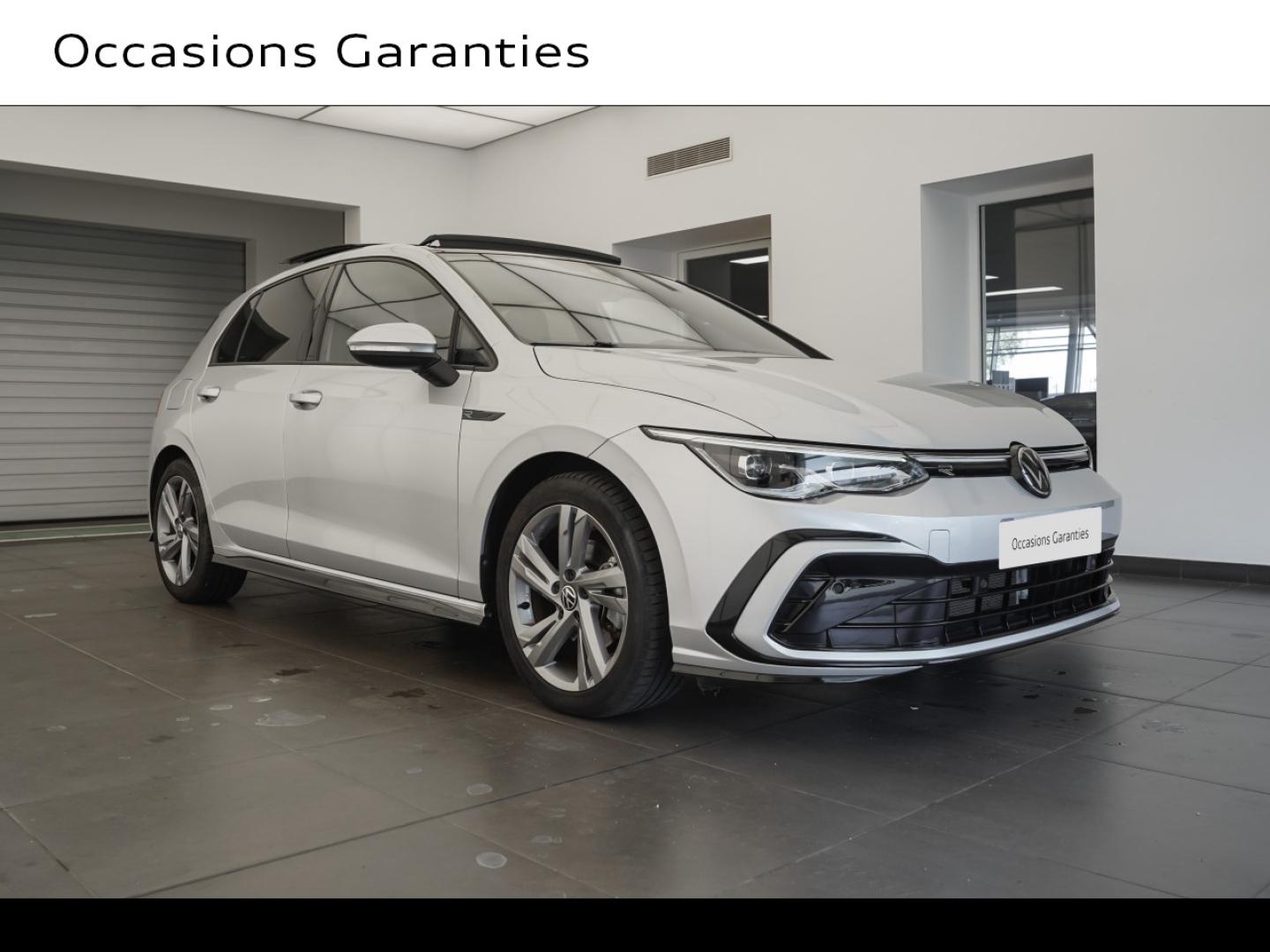 Voitures occasions VOLKSWAGEN GOLF R-Line Montigny-le-Bretonneux