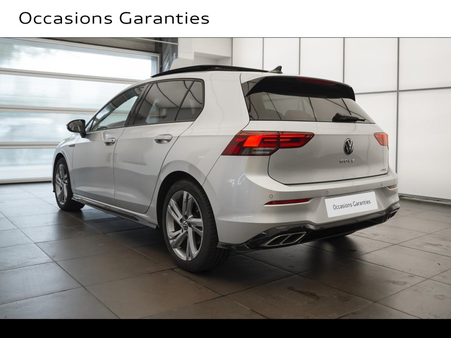 Voitures occasions VOLKSWAGEN GOLF R-Line Montigny-le-Bretonneux