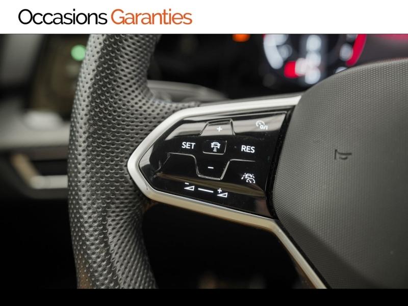 Voitures occasions VOLKSWAGEN GOLF Style Montigny-le-Bretonneux