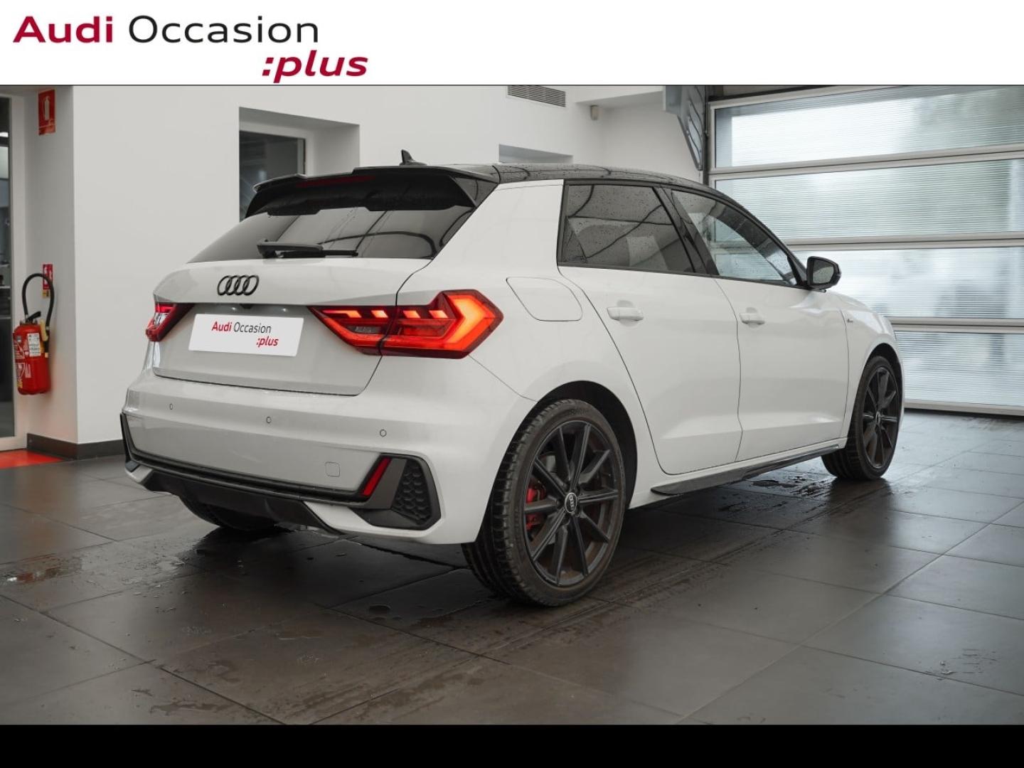 Voitures occasions Audi A1 Sportback S line Montigny-le-Bretonneux