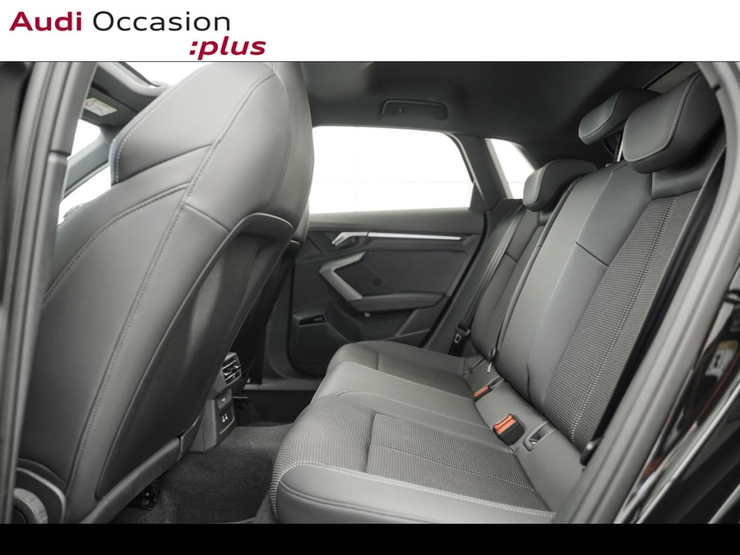 Voitures occasions Audi A3 Sportback S line Montigny-le-Bretonneux