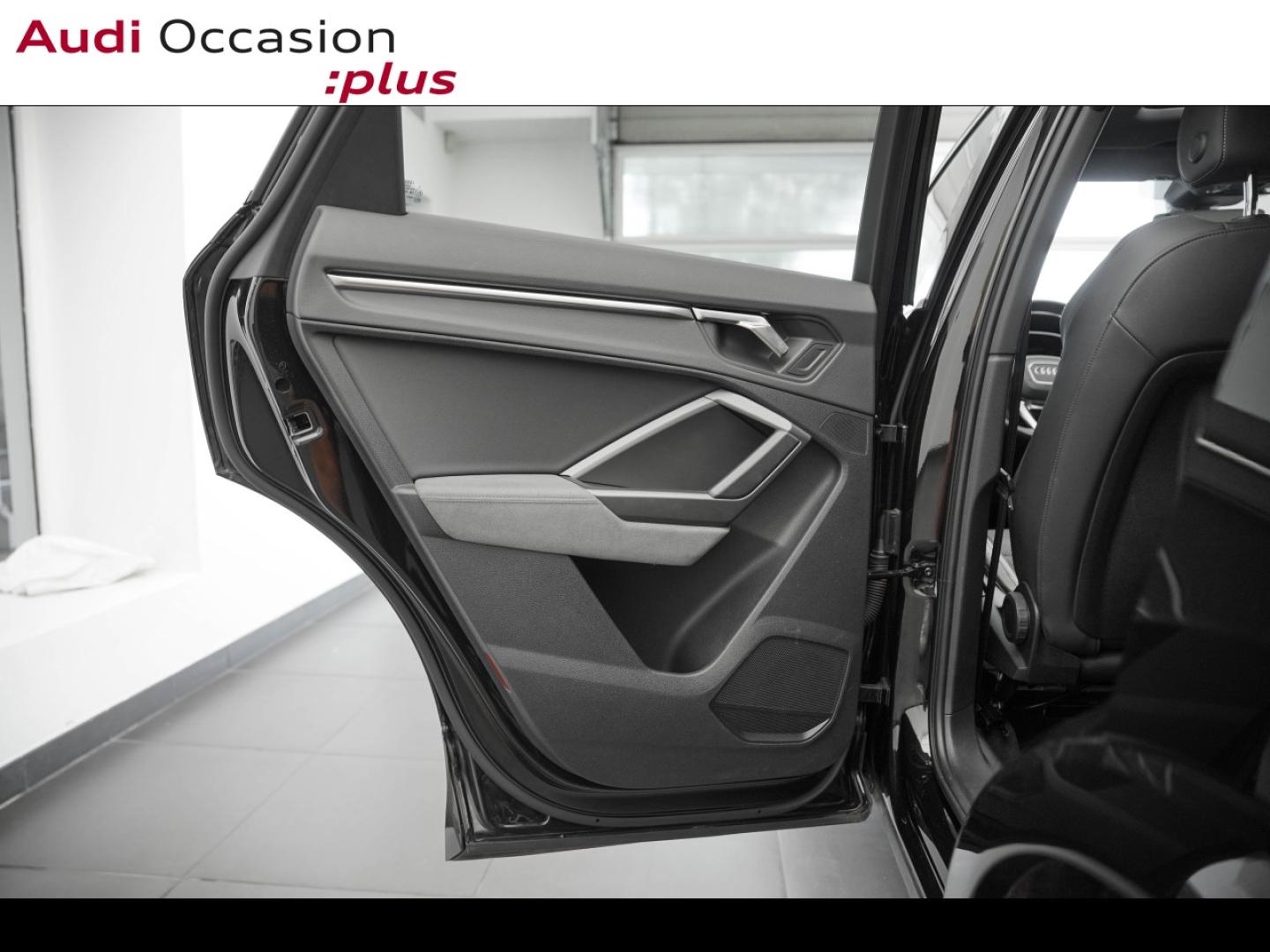 Voitures occasions Audi Q3 S line Montigny-le-Bretonneux