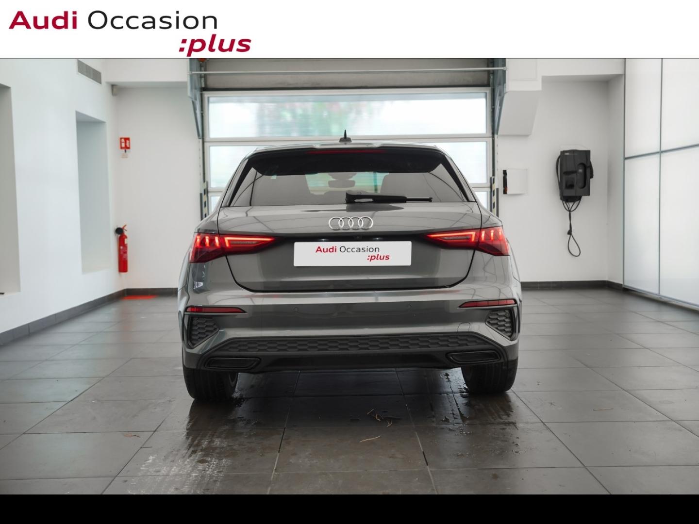 Voitures occasions Audi A3 Sportback S line Montigny-le-Bretonneux