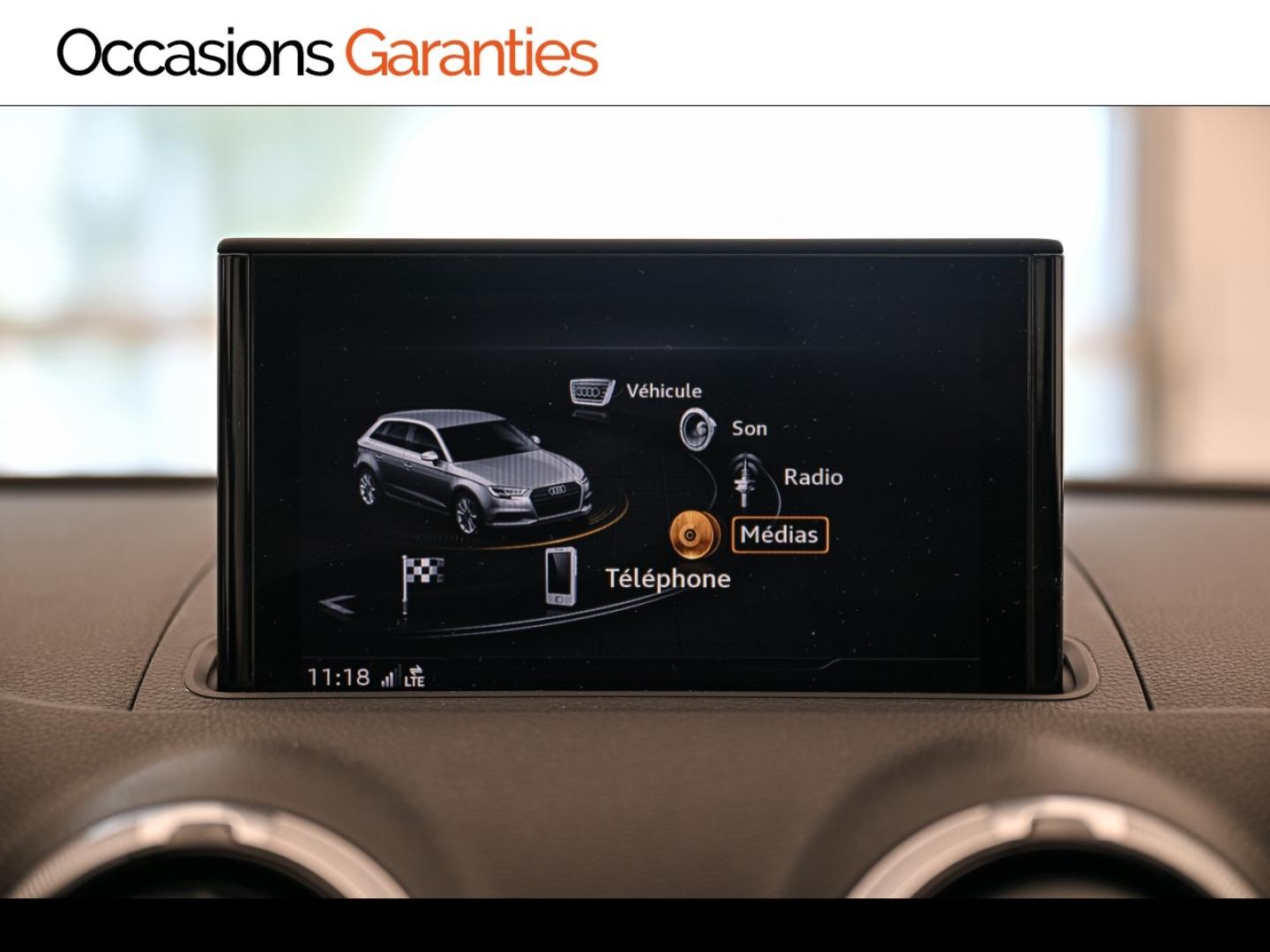 Voitures occasions Audi A3 Sportback Design luxe Montigny-le-Bretonneux