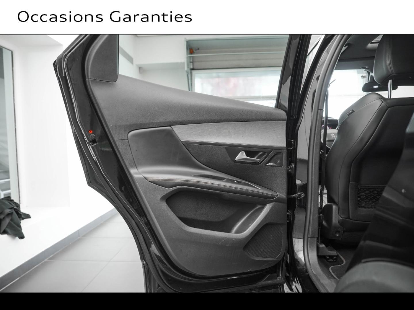 Voitures occasions PEUGEOT 3008 GT Montigny-le-Bretonneux