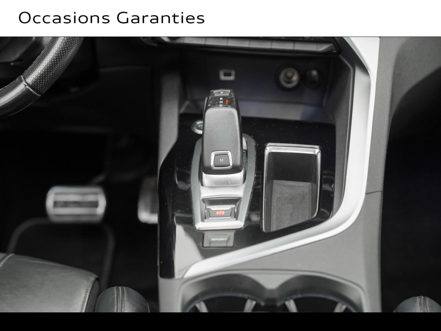 Voitures occasions PEUGEOT 3008 GT Montigny-le-Bretonneux