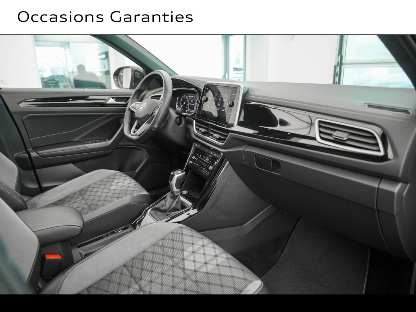 Voitures occasions VOLKSWAGEN T-ROC R-Line Montigny-le-Bretonneux