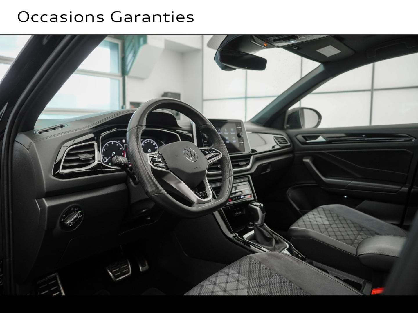 Voitures occasions VOLKSWAGEN T-ROC R-Line Montigny-le-Bretonneux