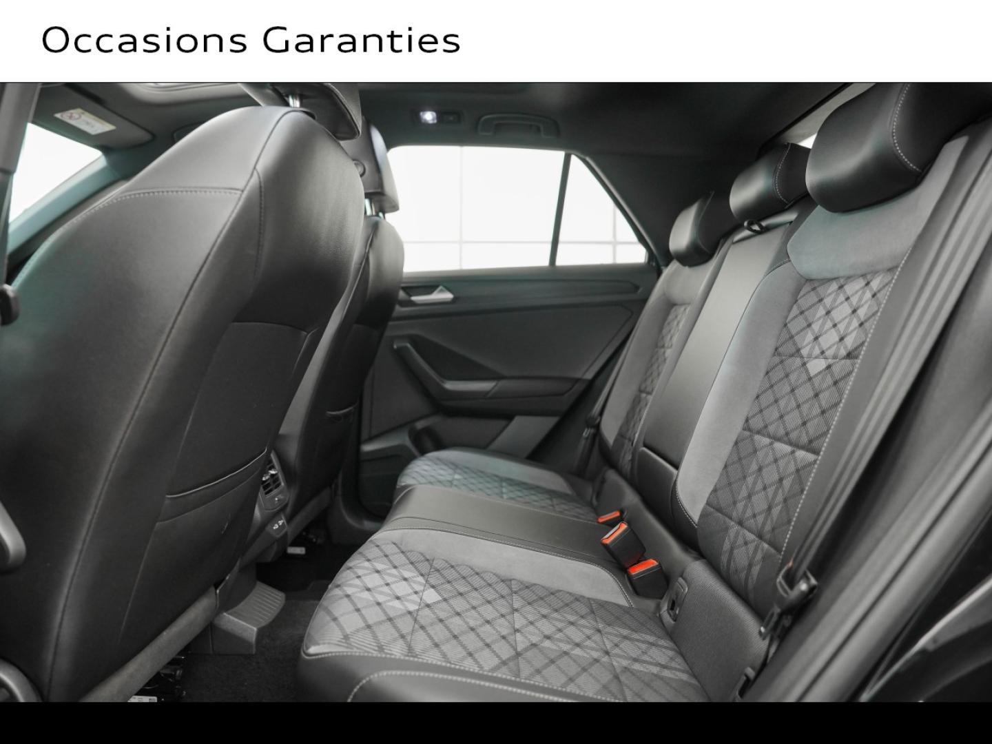 Voitures occasions VOLKSWAGEN T-ROC R-Line Montigny-le-Bretonneux