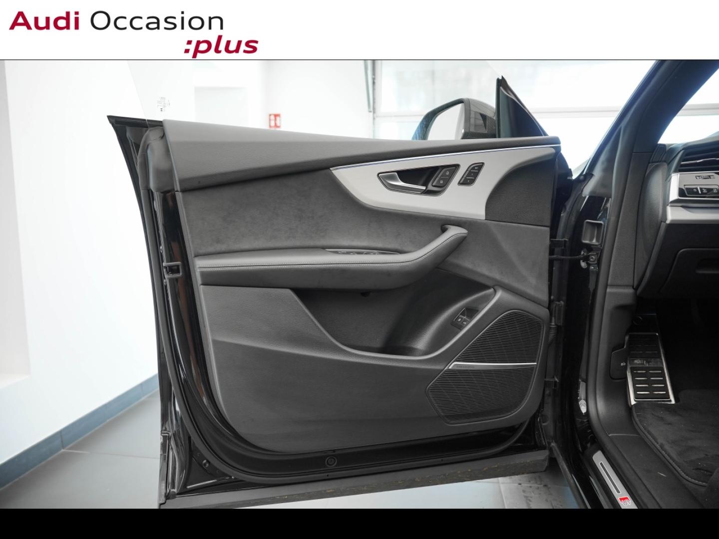 Voitures occasions Audi Q8 Compétition Montigny-le-Bretonneux