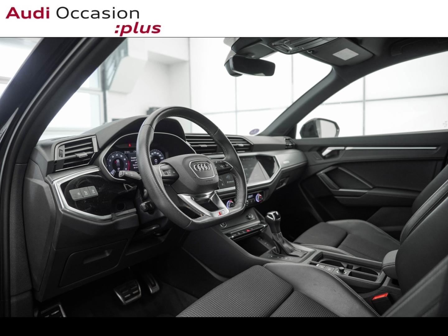 Voitures occasions Audi Q3 S line Montigny-le-Bretonneux