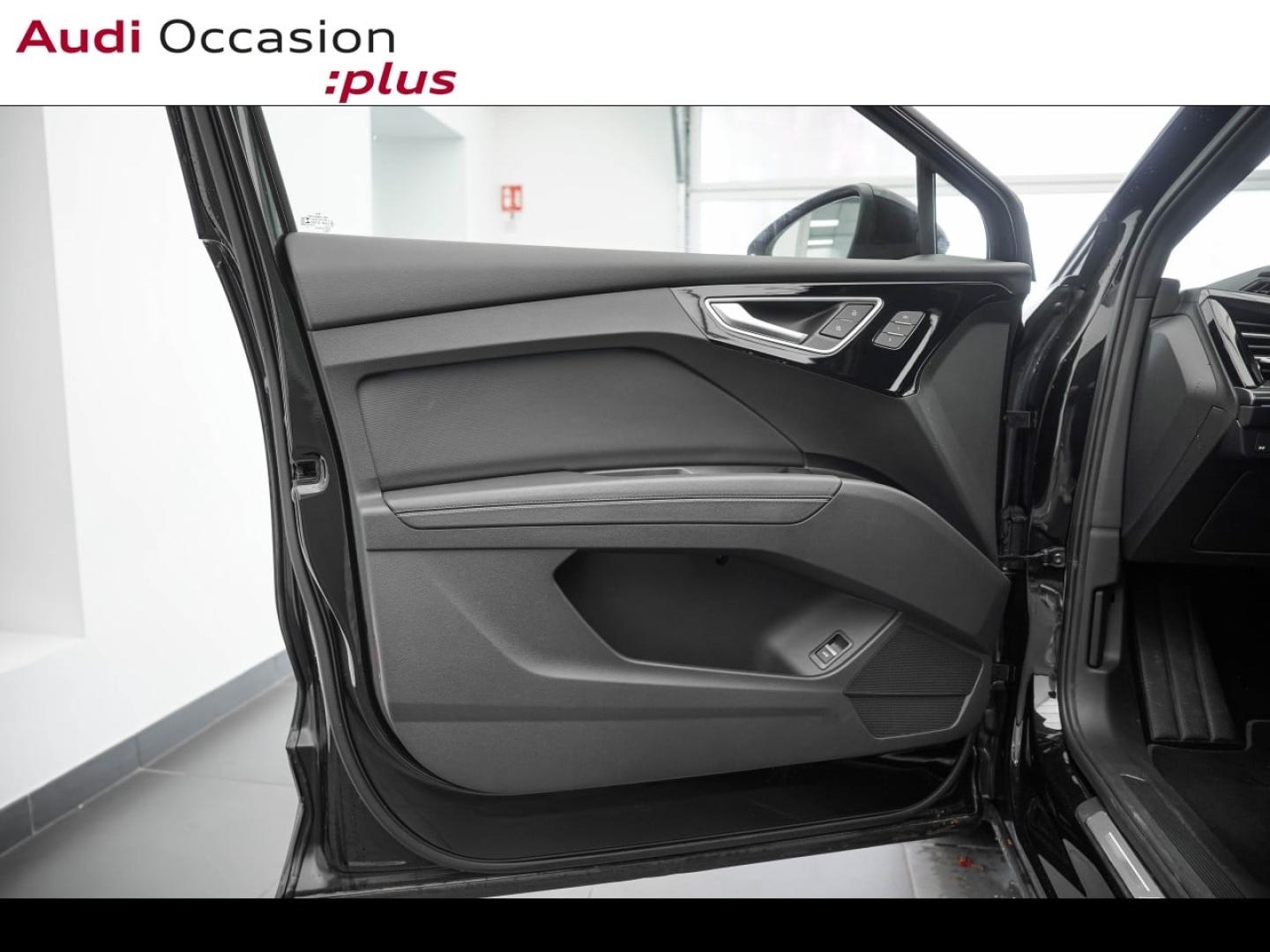 Voitures occasions Audi Q4 Sportback e-tron S line Montigny-le-Bretonneux