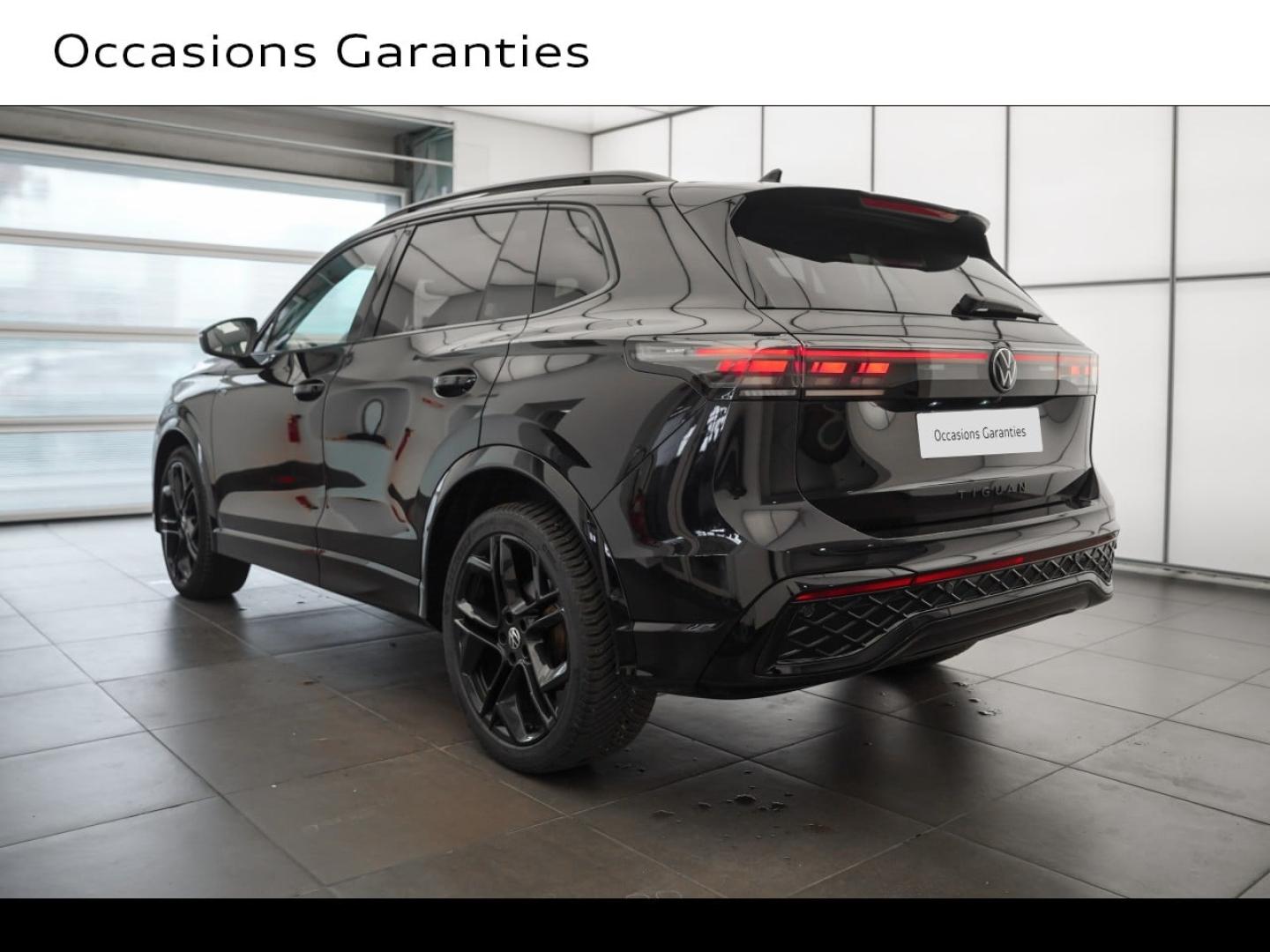 Voitures occasions VOLKSWAGEN TIGUAN R-Line Montigny-le-Bretonneux
