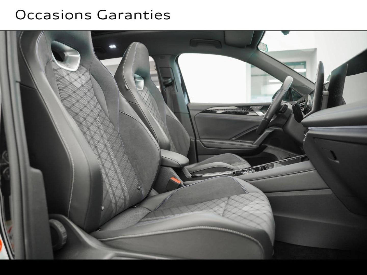 Voitures occasions VOLKSWAGEN TIGUAN R-Line Montigny-le-Bretonneux