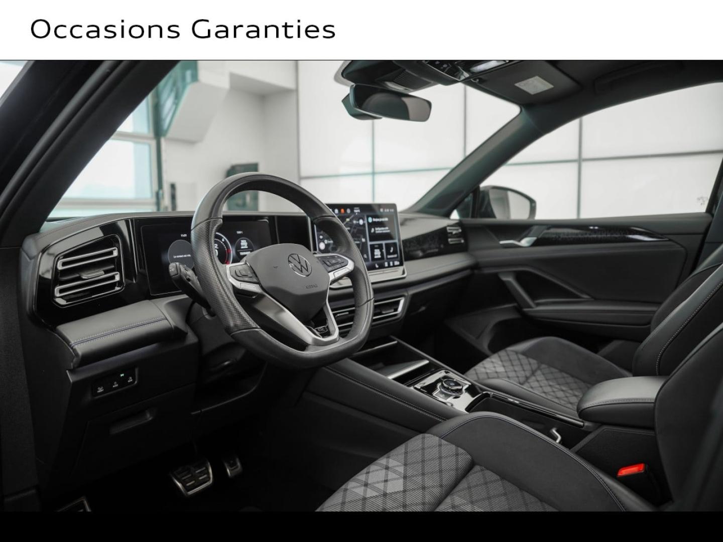 Voitures occasions VOLKSWAGEN TIGUAN R-Line Montigny-le-Bretonneux