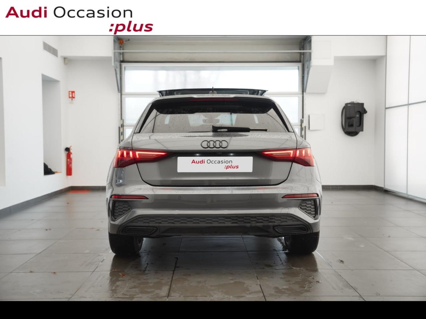 Voitures occasions Audi A3 Sportback S line Montigny-le-Bretonneux