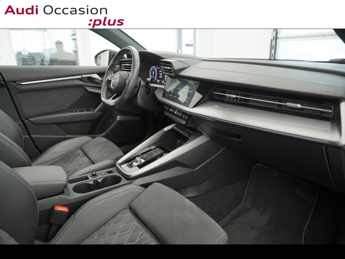 Voitures occasions Audi A3 Sportback S line Montigny-le-Bretonneux