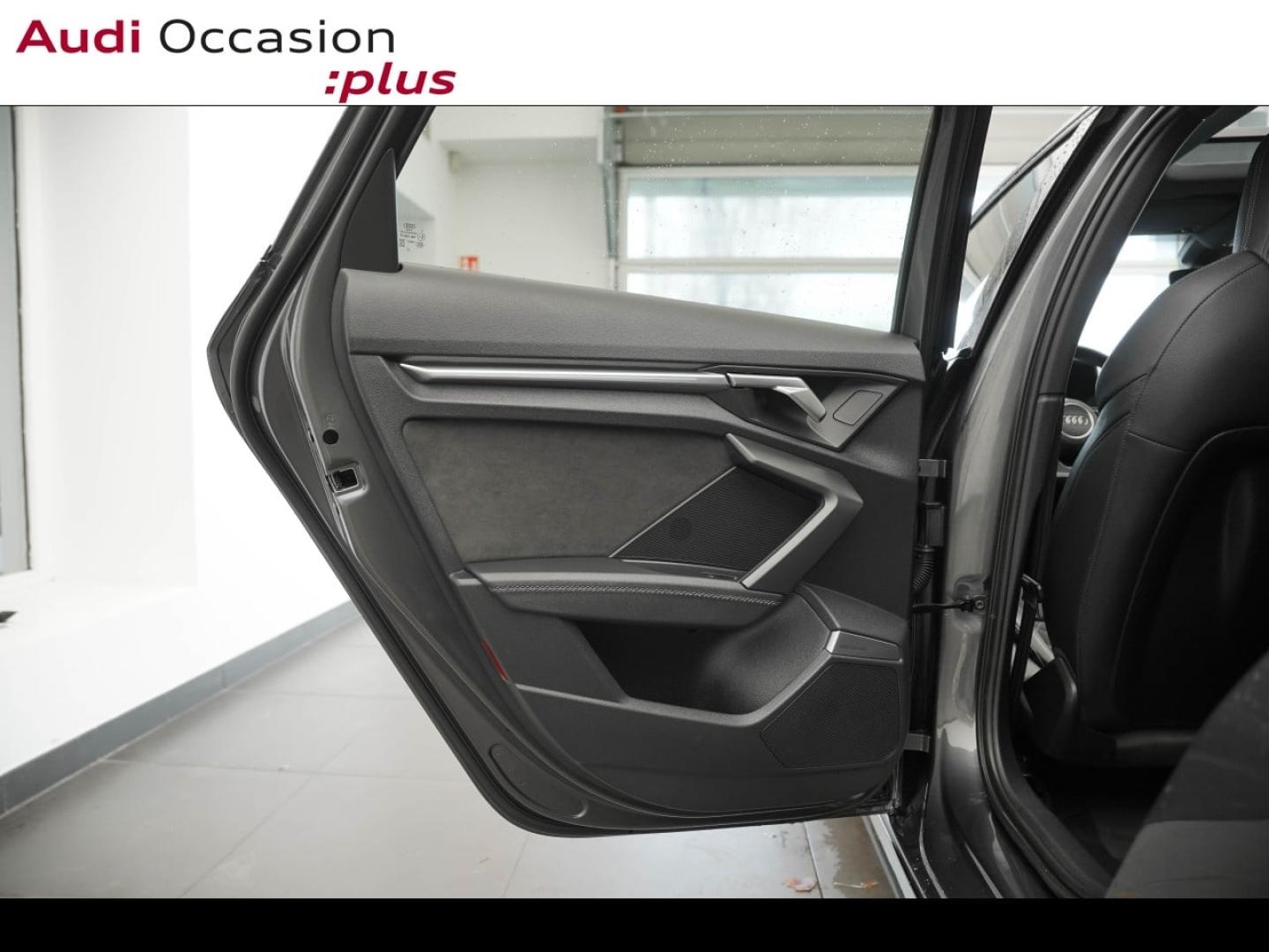 Voitures occasions Audi A3 Sportback S line Montigny-le-Bretonneux