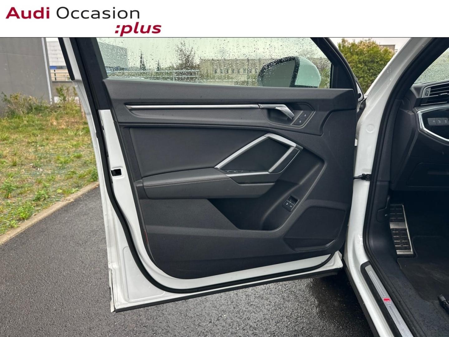 Voitures occasions Audi Q3 S line Vélizy-Villacoublay