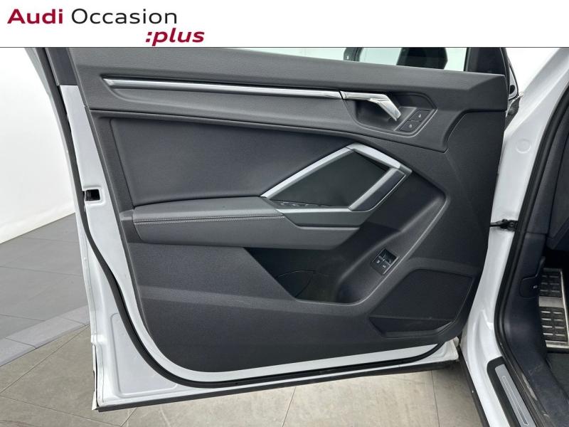 Voitures occasions Audi Q3 S line Vélizy-Villacoublay