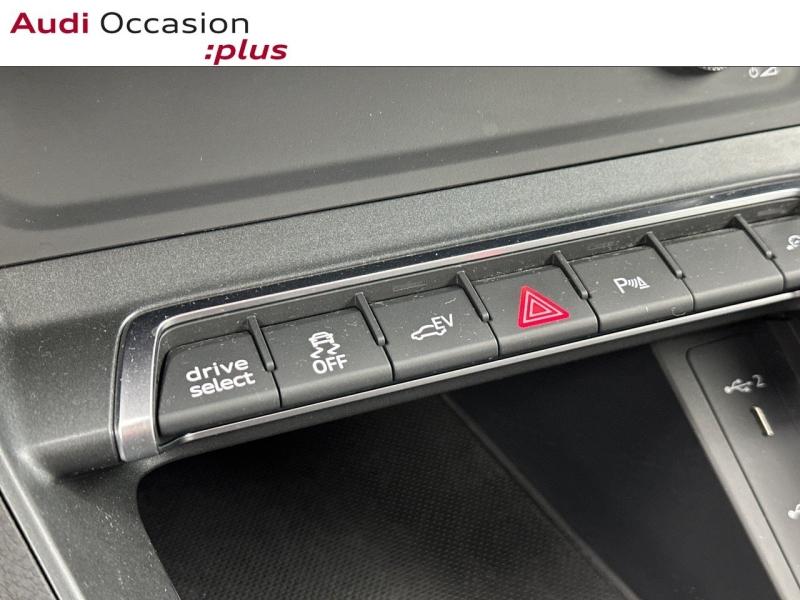 Voitures occasions Audi Q3 Sportback S line Vélizy-Villacoublay