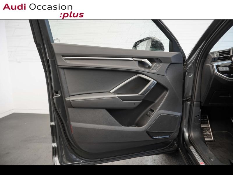 Voitures occasions Audi Q3 Sportback S line Vélizy-Villacoublay