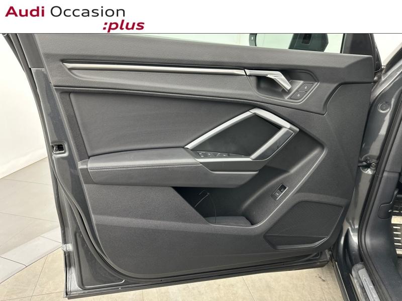 Voitures occasions Audi Q3 S line Vélizy-Villacoublay