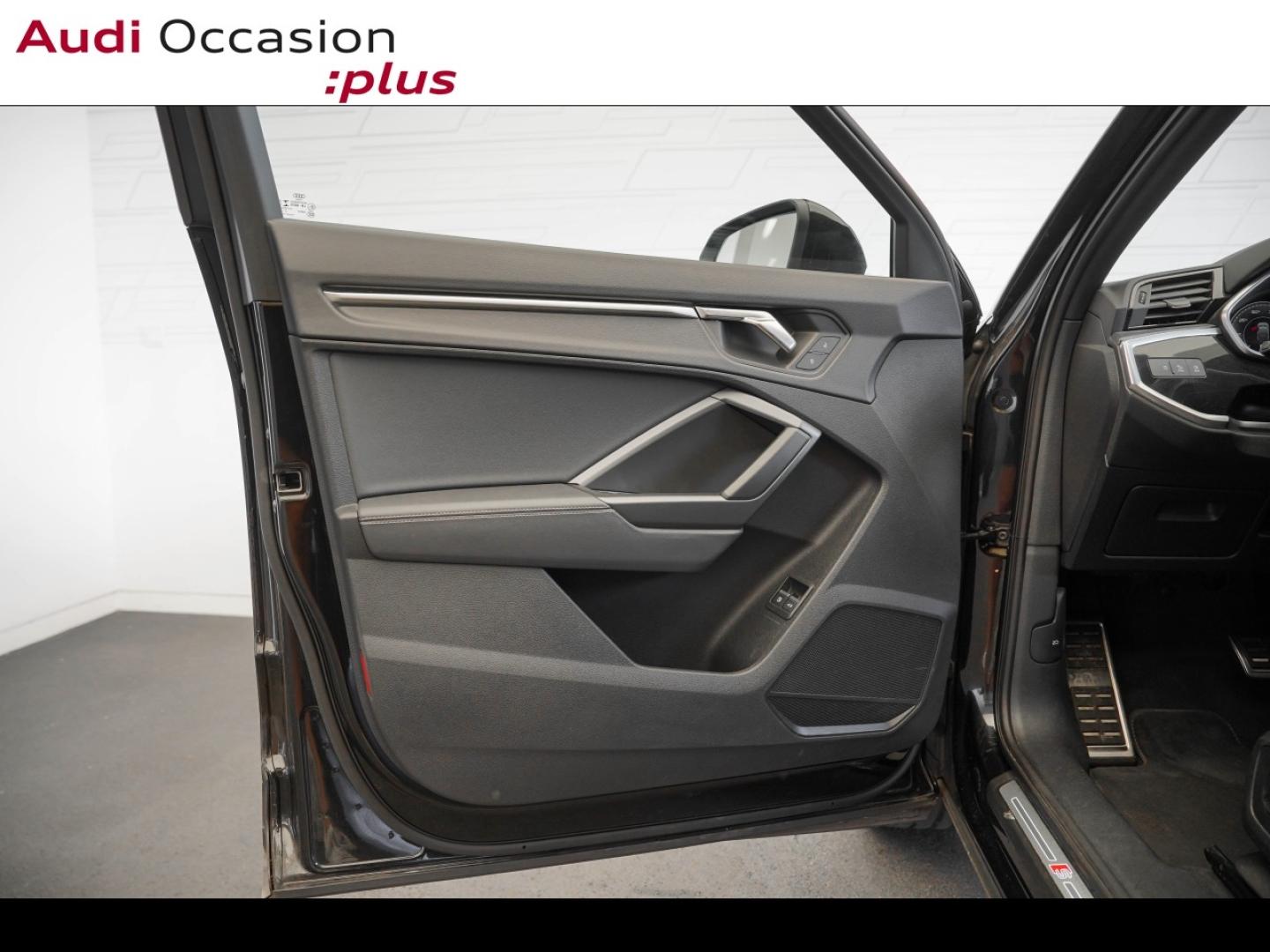 Voitures occasions Audi Q3 Sportback S line Vélizy-Villacoublay