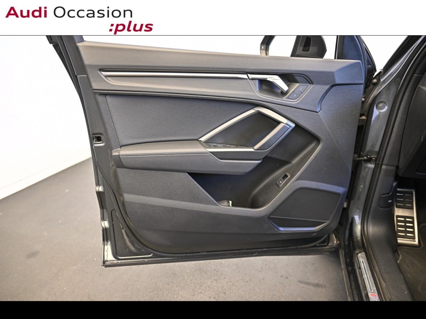 Voitures occasions Audi Q3 Sportback S line Vélizy-Villacoublay