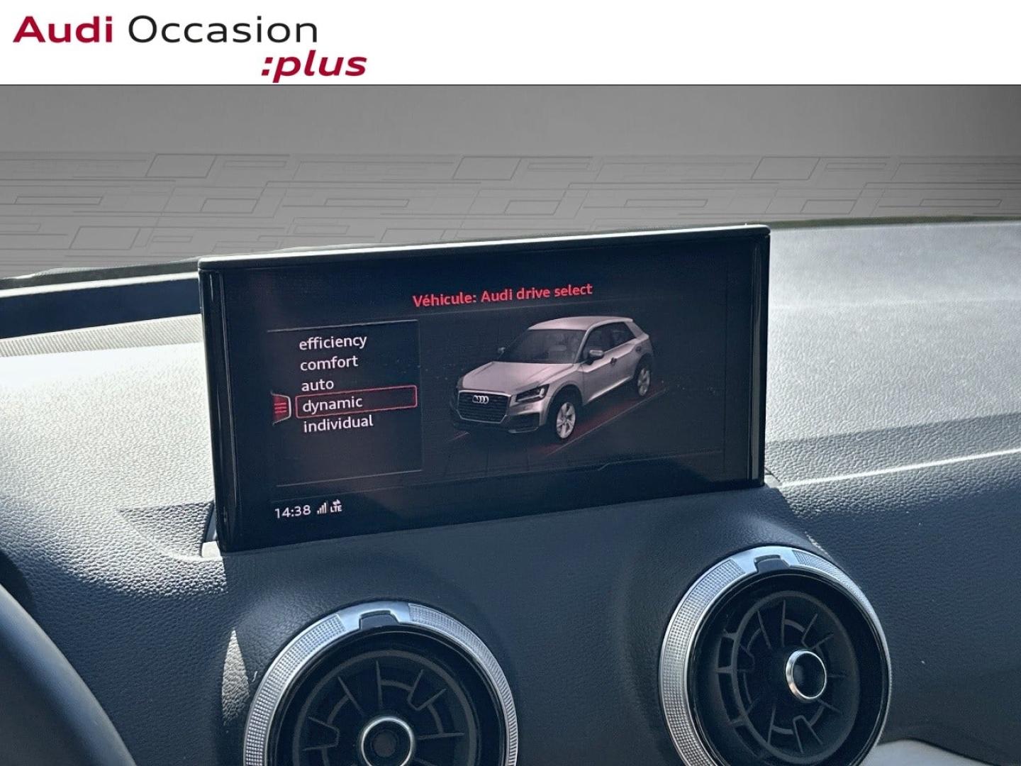 Voitures occasions Audi Q2 Advanced Vélizy-Villacoublay