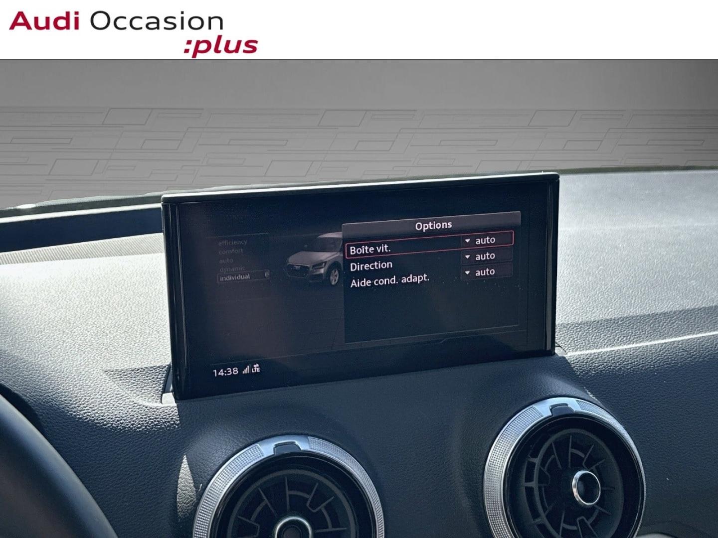 Voitures occasions Audi Q2 Advanced Vélizy-Villacoublay