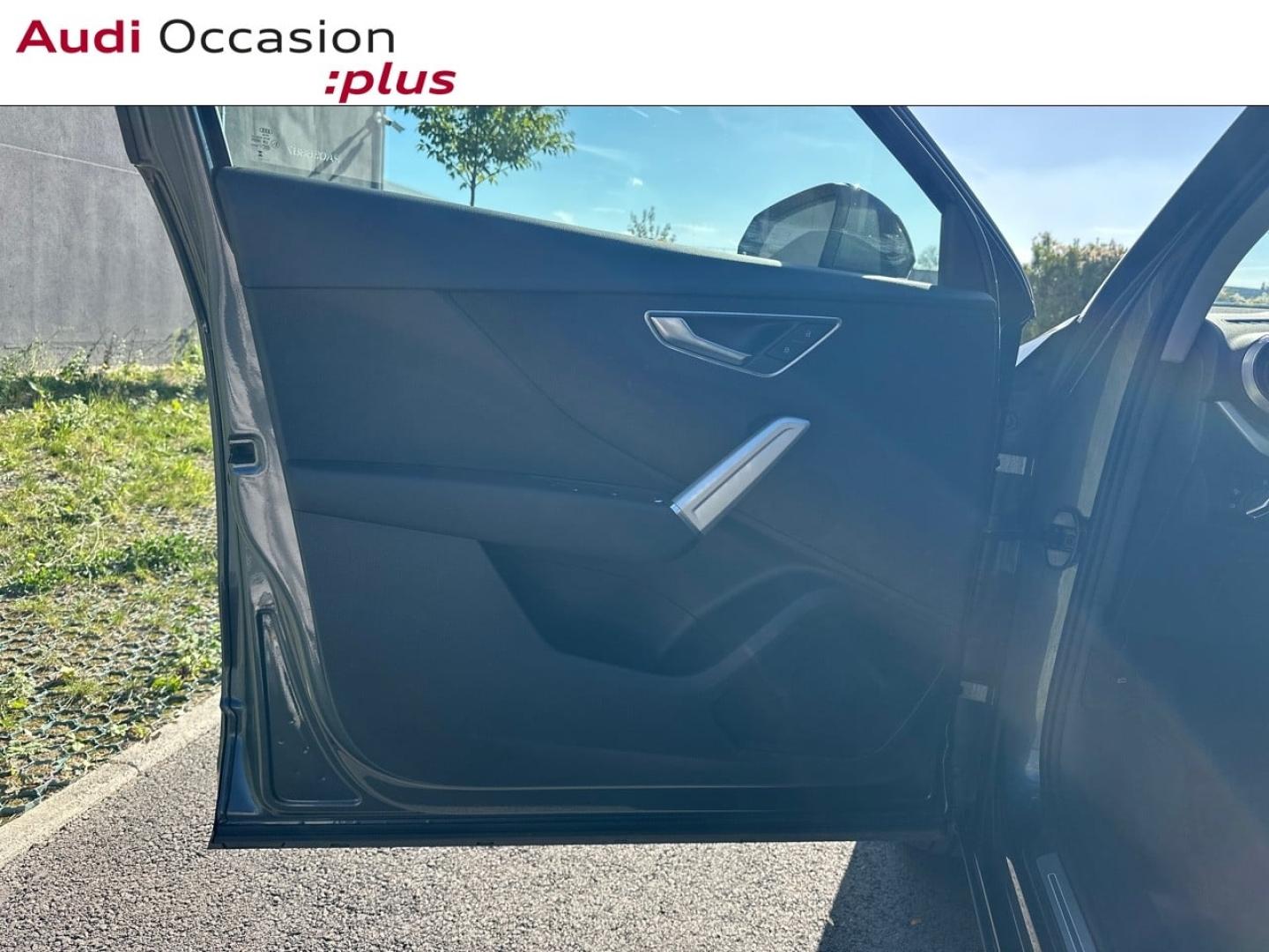 Voitures occasions Audi Q2 Advanced Vélizy-Villacoublay
