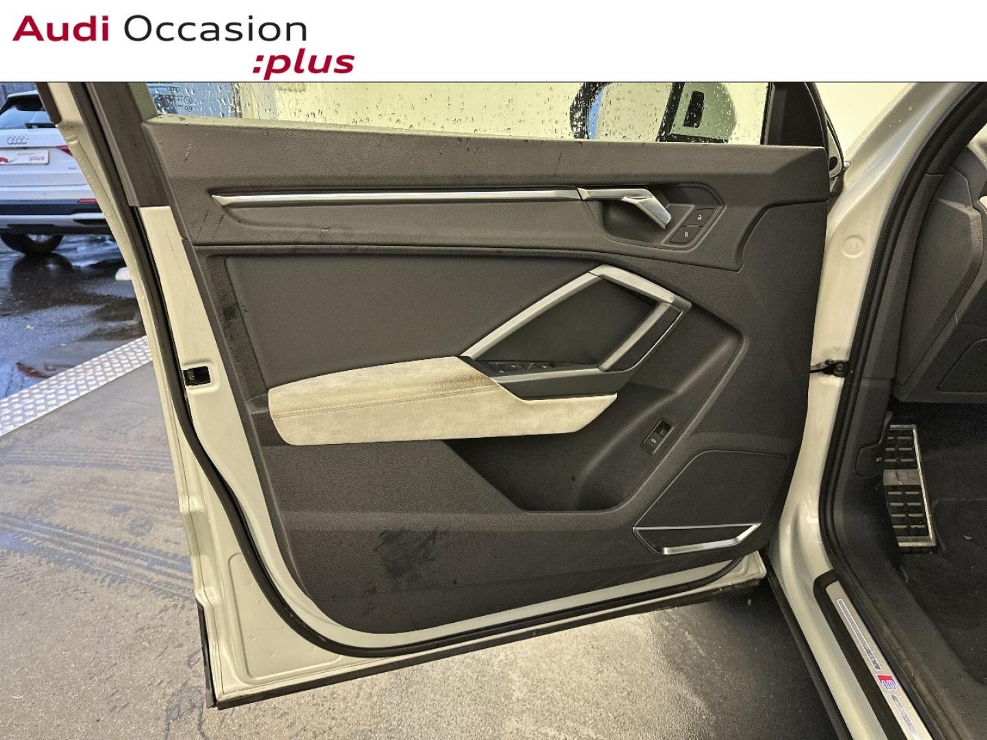 Voitures occasions Audi Q3 Sportback S line Vélizy-Villacoublay
