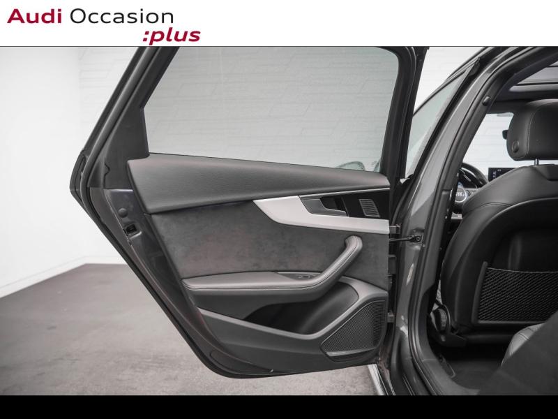 Voitures occasions Audi A4 Avant S line Vélizy-Villacoublay