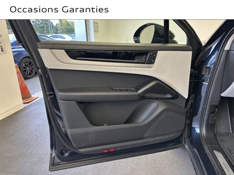 Voitures occasions PORSCHE Cayenne Coupe E-Hybrid Vélizy-Villacoublay