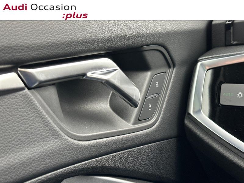 Voitures occasions Audi Q3 S line Vélizy-Villacoublay