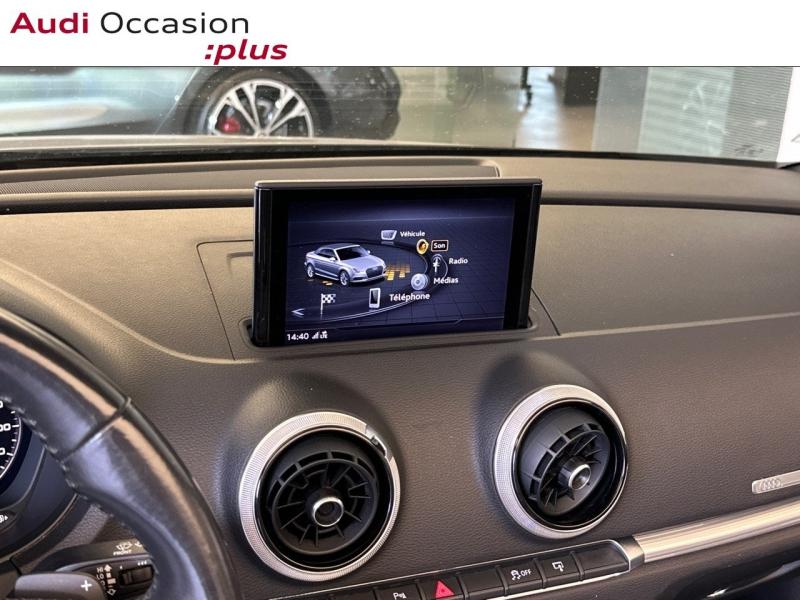 Voitures occasions Audi A3 Cabriolet Design luxe Vélizy-Villacoublay