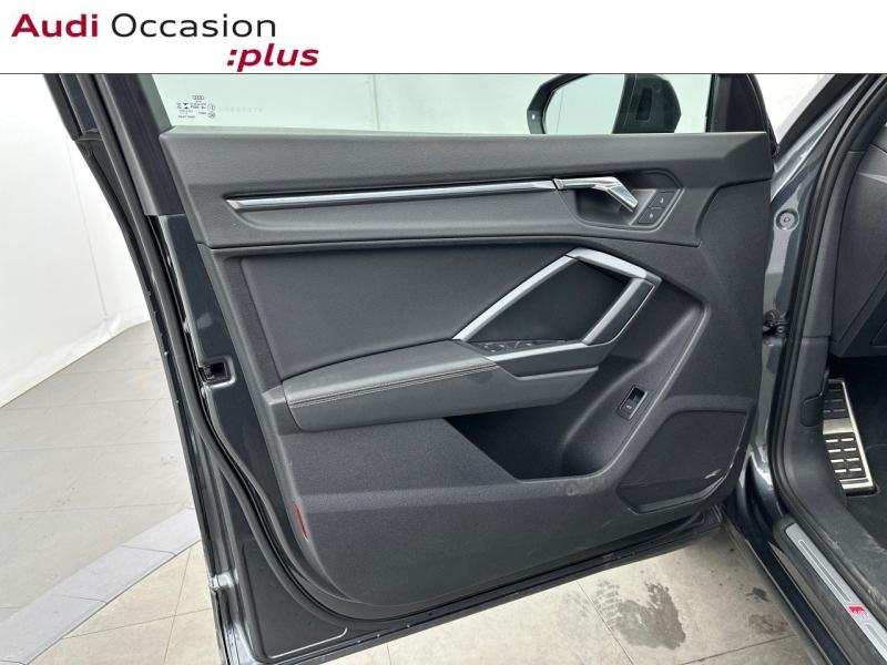 Voitures occasions Audi Q3 S line Vélizy-Villacoublay