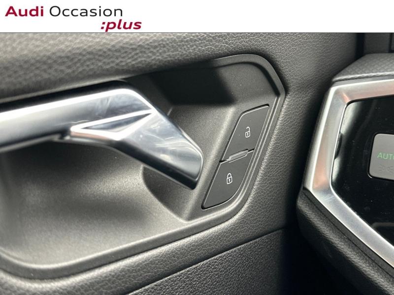 Voitures occasions Audi Q3 S line Vélizy-Villacoublay