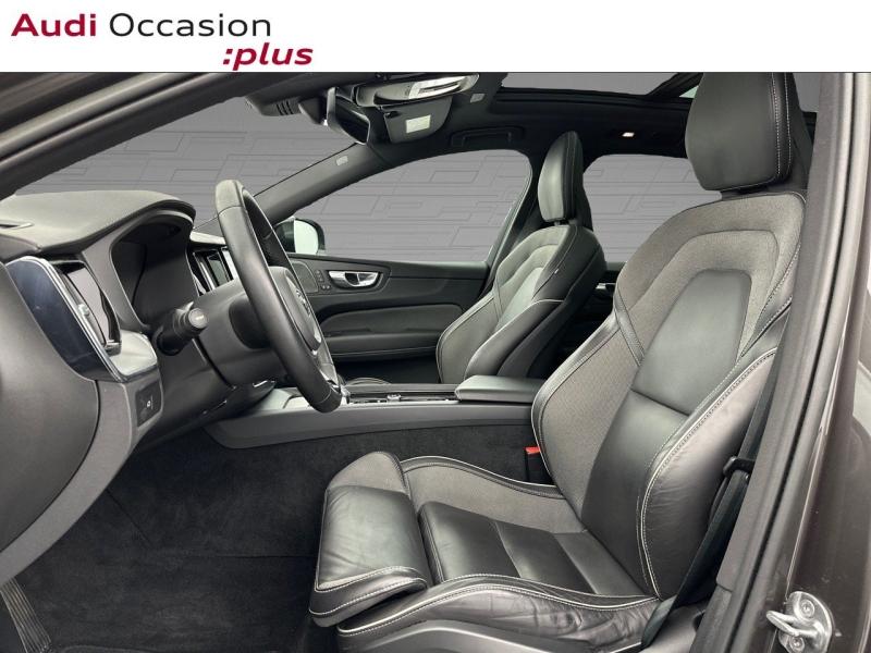 Voitures occasions VOLVO XC60 Ultimate Style Dark Vélizy-Villacoublay