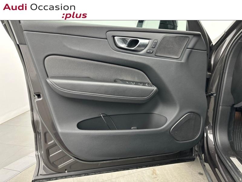 Voitures occasions VOLVO XC60 Ultimate Style Dark Vélizy-Villacoublay
