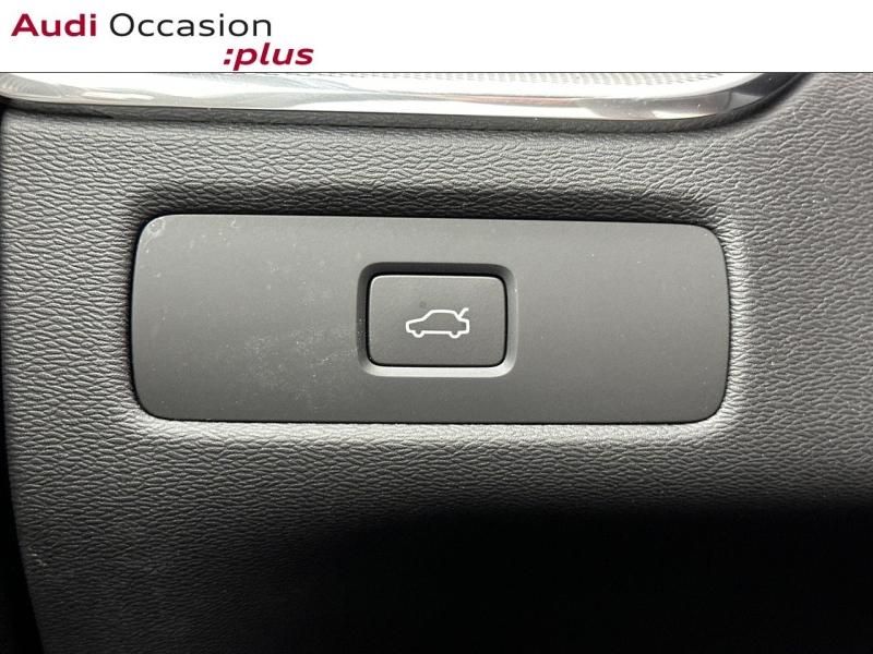Voitures occasions VOLVO XC60 Ultimate Style Dark Vélizy-Villacoublay