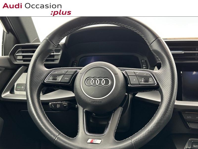 Voitures occasions Audi A3 Berline S line Vélizy-Villacoublay