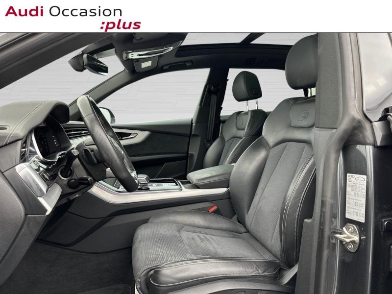 Voitures occasions Audi Q8 S line Vélizy-Villacoublay