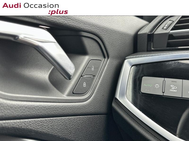Voitures occasions Audi Q3 Sportback S line Vélizy-Villacoublay