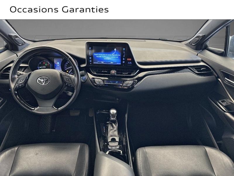 Voitures occasions TOYOTA C-HR Graphic Vélizy-Villacoublay
