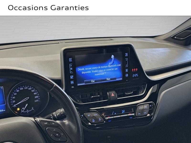 Voitures occasions TOYOTA C-HR Graphic Vélizy-Villacoublay