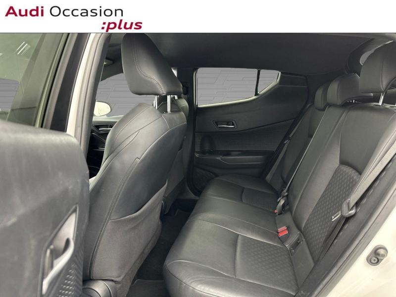 Voitures occasions TOYOTA C-HR Graphic Vélizy-Villacoublay