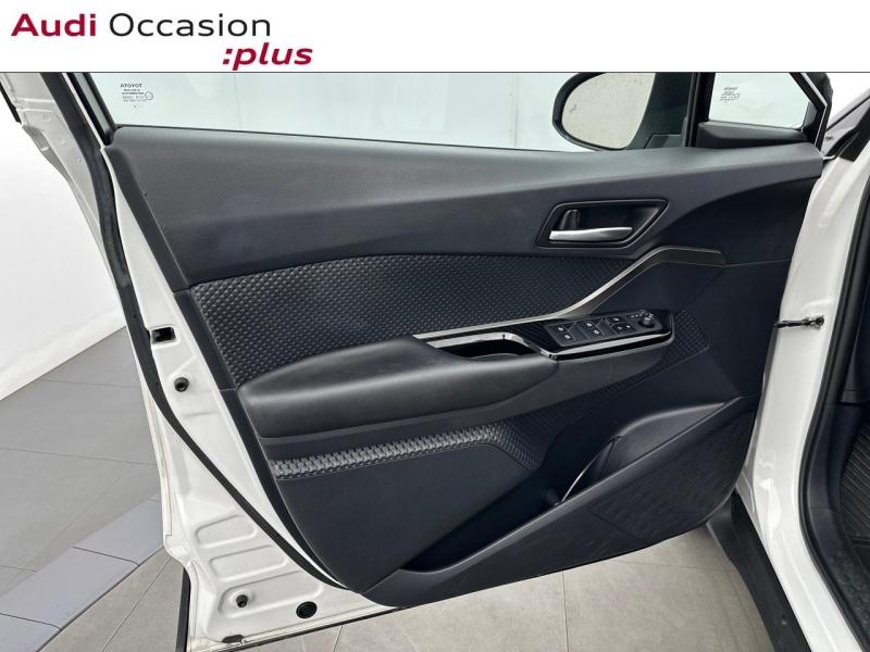 Voitures occasions TOYOTA C-HR Graphic Vélizy-Villacoublay