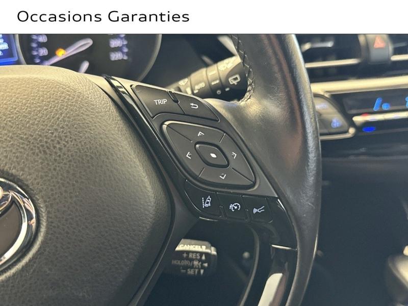 Voitures occasions TOYOTA C-HR Graphic Vélizy-Villacoublay